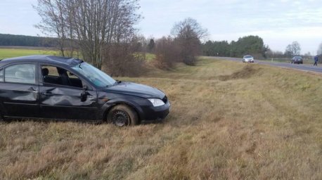 Молодая женщина и пятилетняя девочка пострадали в аварии вблизи Каменца